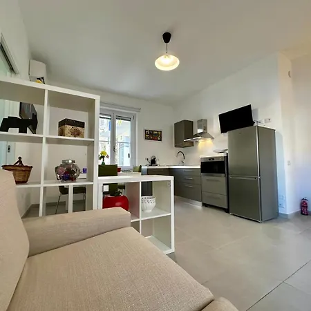 7th Floor - Cimarosa *